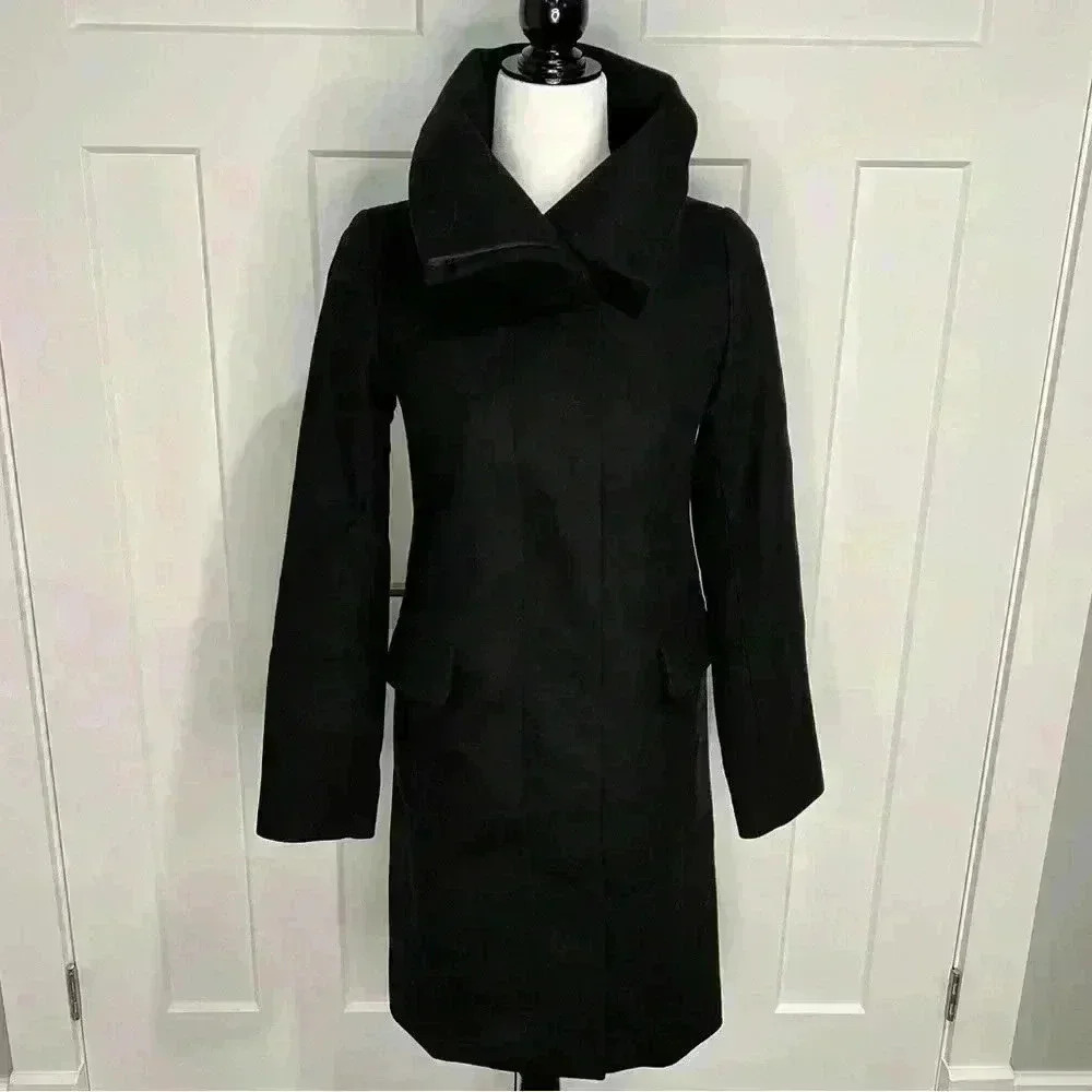 Club Monaco - Wool  / Cashmere Coat - XS